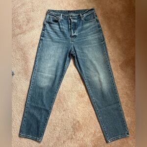 LUCKY BRAND High Rise Mom Jean Drew 12/31 R